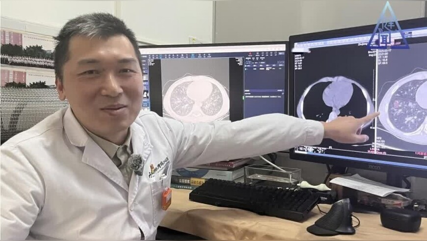 83岁太爷爷小心抱刚出生12天的重孙,2025香港最新开奖结果,展开计划实施_黄金版V9.39